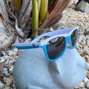 VW ID.Buzz Sunglasses Wayfarer Style Retro Cool Volkswagen New Bus